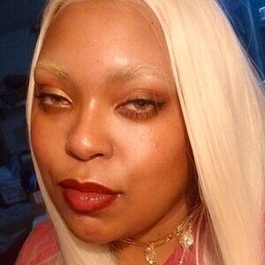 Meet your Posher, Rici